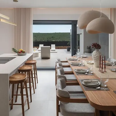 Adiloté Luxury Villa