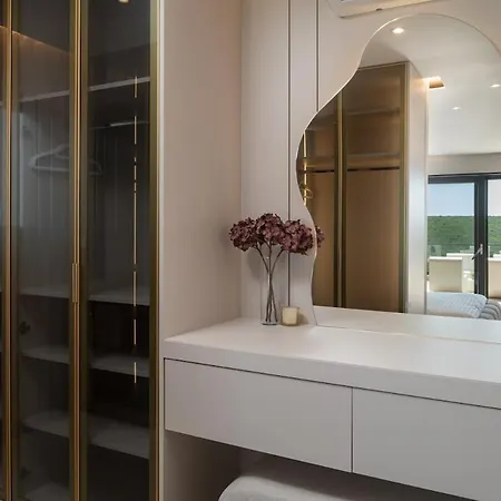 Villa Adiloté Luxury Debeljak